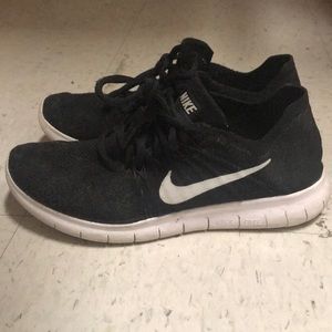 Nike Free Run (Black) Size: 8.5